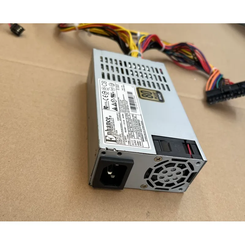 مزود طاقة صغير من نوع Yiheng E - مراجعة Server Power Supply وسعره